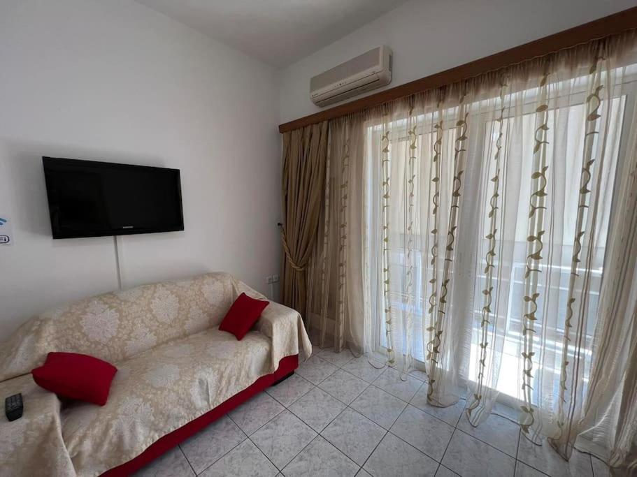Local Apt Near City Lights 2 Heraklion  Екстер'єр фото